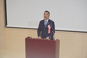 新社屋披露会にて祝辞を披露される三日月大造滋賀県知事